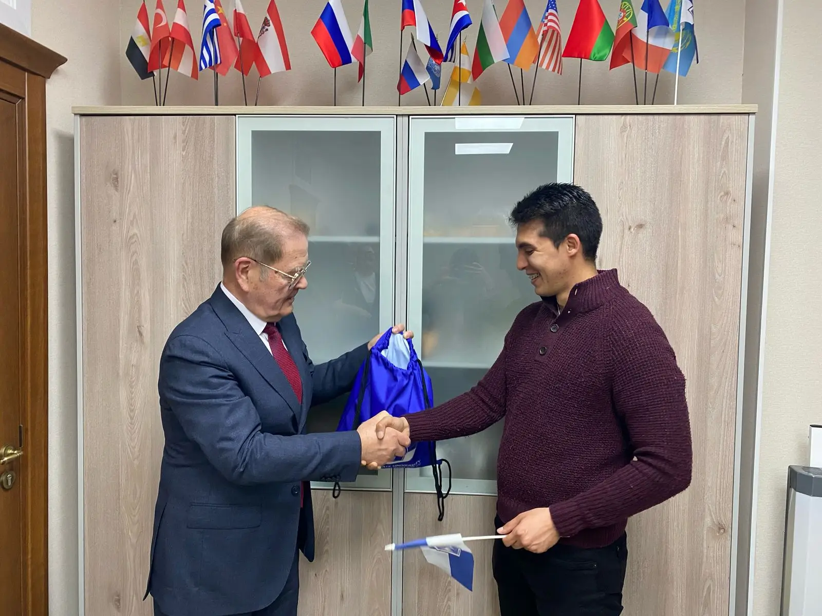 5049e379-bd94-41a7-9745-f827eebd8ec6