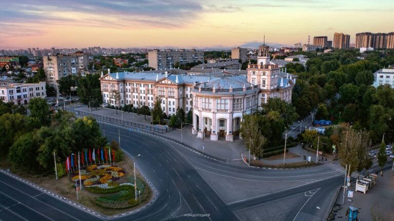 photo_5224254462460295011_y